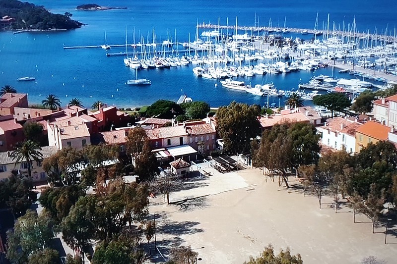 https://www.location-camping-car-auray-morbihan-bretagne.com/wp-content/uploads/wppa/3317.jpg?ver=2